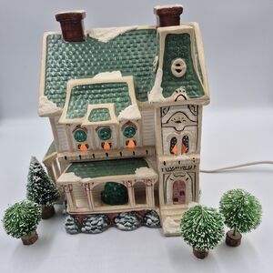 Dept 56 Early Snow Village Ramsey Hill Mansion.